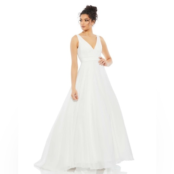 Mac Duggal 55272 NWT LAYERED TULLE CHIFFON BALL GOWN - Picture 1 of 7